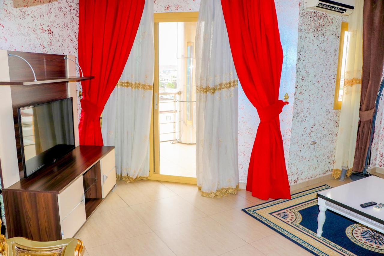Noubou International Hotel Douala Buitenkant foto