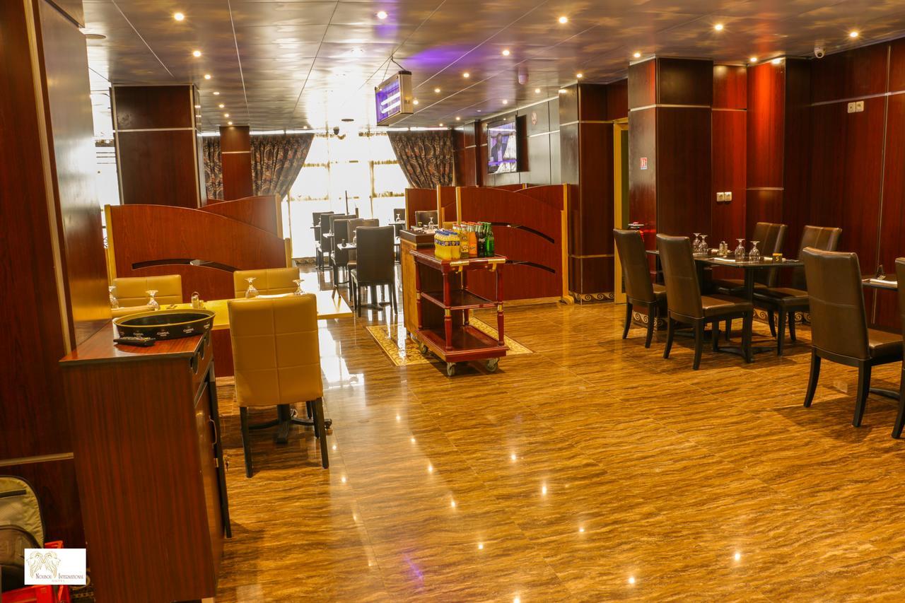 Noubou International Hotel Douala Buitenkant foto