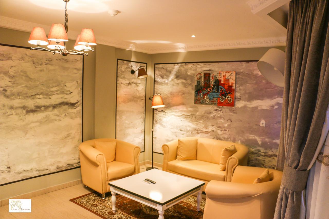 Noubou International Hotel Douala Buitenkant foto