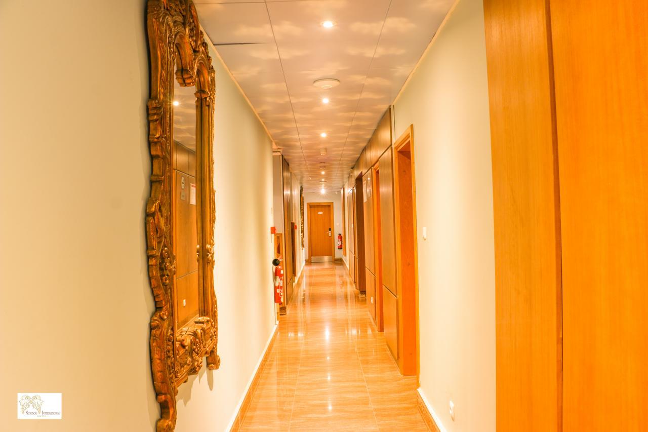 Noubou International Hotel Douala Buitenkant foto